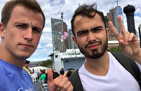 Выпускники-миллионеры челябинского лицея помогли отремонтировать класс