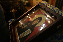 В российский город привезли икону для молитв от COVID