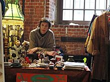 В Музее Москвы заработал блошиный рынок