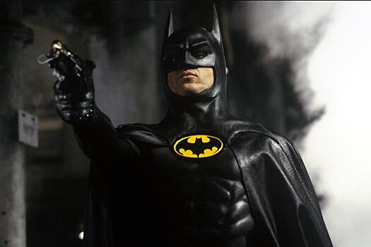 Появились фото с Бэтменом Майкла Китона из «Флэша»