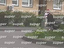 Появилось первое видео с Романом Костомаровым за пределами больницы