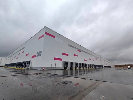 В кузбасском логистическом хабе маркетплейса обрушилась крыша, есть пострадавшие