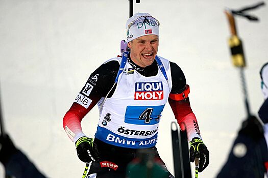 Видеообзор 11-й подряд победы норвежских биатлонистов в эстафете на Кубке мира