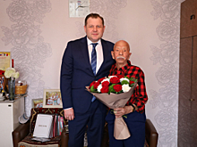Министр внутренних дел Удмуртии поздравил со 102-летием ветерана Великой Отечественной войны Шайхенура Мулина