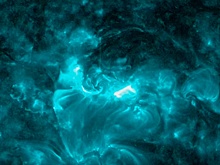 На Солнце произошла вспышка высшего класса мощности, ее сняли на видео