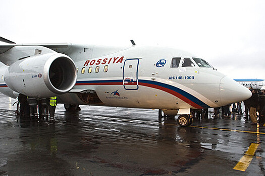 Ан-148 улетает из России
