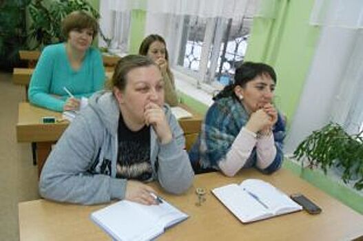 Чаще всего ломают руки. Врачи рассказали ивановским учителям о травматизме