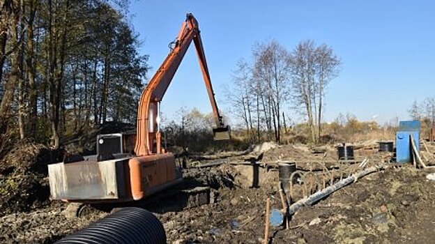 Участники научной экспедиции подняли со дна Байкала около 300 кг затонувших сетей