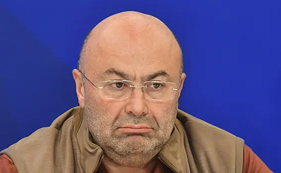 Суд Москвы продлил домашний арест бизнесмену Хубутии