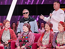 Известный рэпер устроил на сцене яркое шоу с бабушками