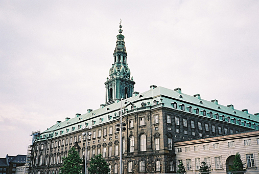 Заглавное изображение Дворец Кристиансборг