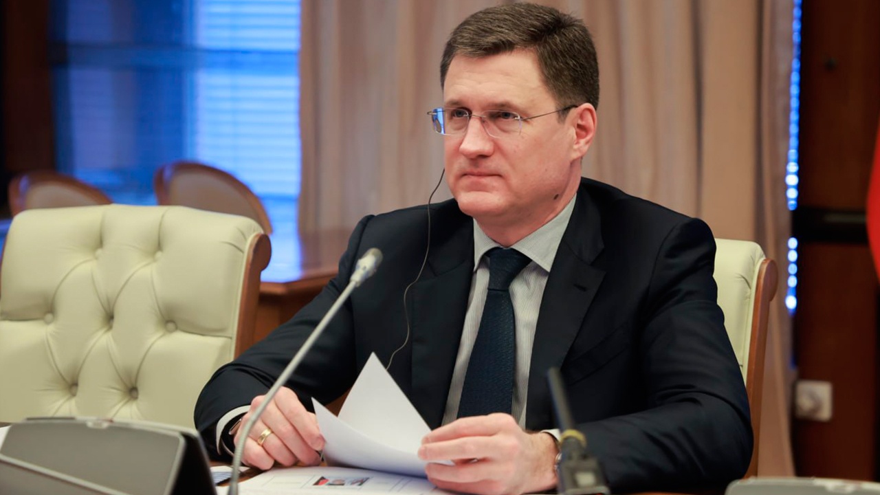 Новак заявил, что сроки восстановления НПЗ в Туапсе оценят специалисты