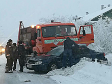 На выезде из Саратова произошла массовая авария с фурами