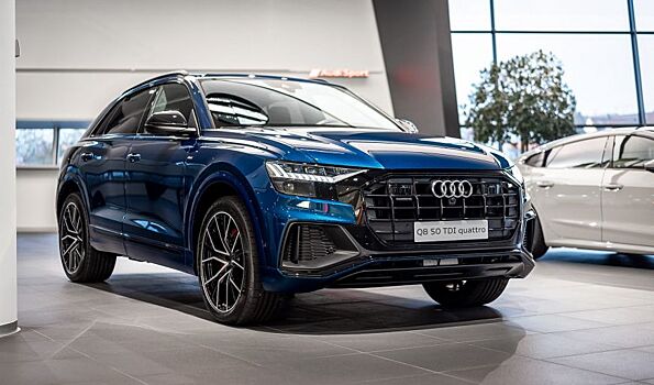 Galaxy Blue Audi Q8 приобрела эксклюзивный стиль салонного пространства