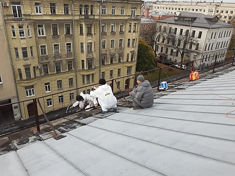 Чубайс объявил нано-войну сосулькам в Петербурге