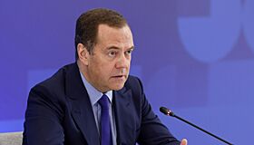 Медведев сравнил ЕС с «четвертым рейхом»