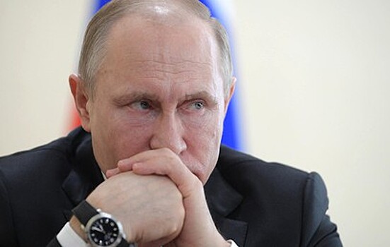 Путин ожидает проработки кабмином вопроса о повышении налогов для ряда секторов