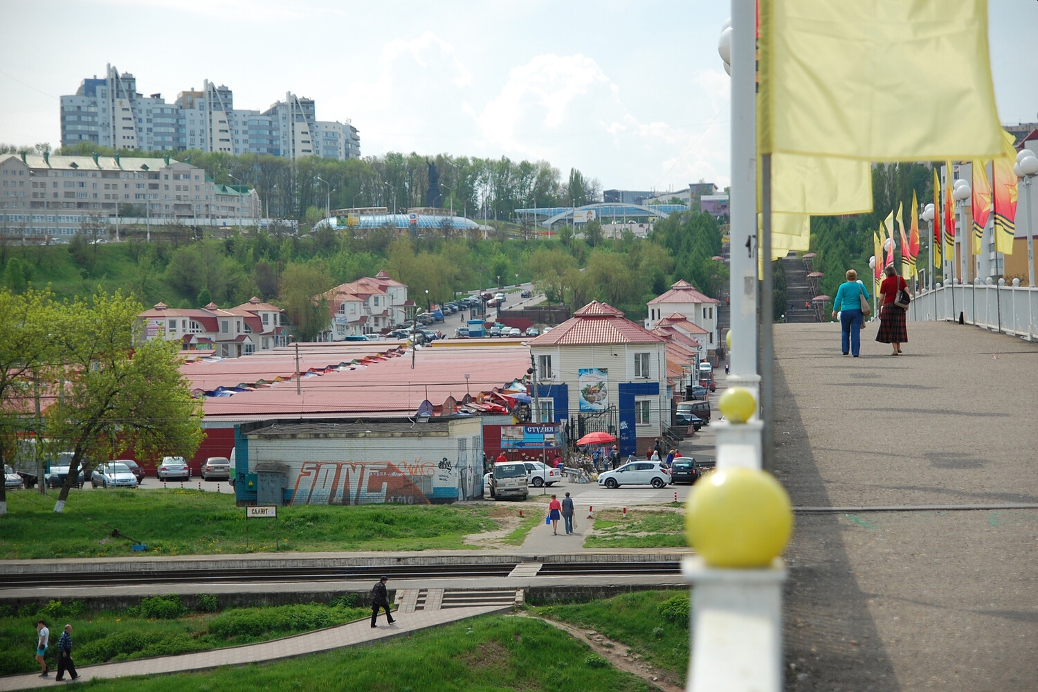 В Белгороде моргнуло после взрывов, а потом частично пропал свет