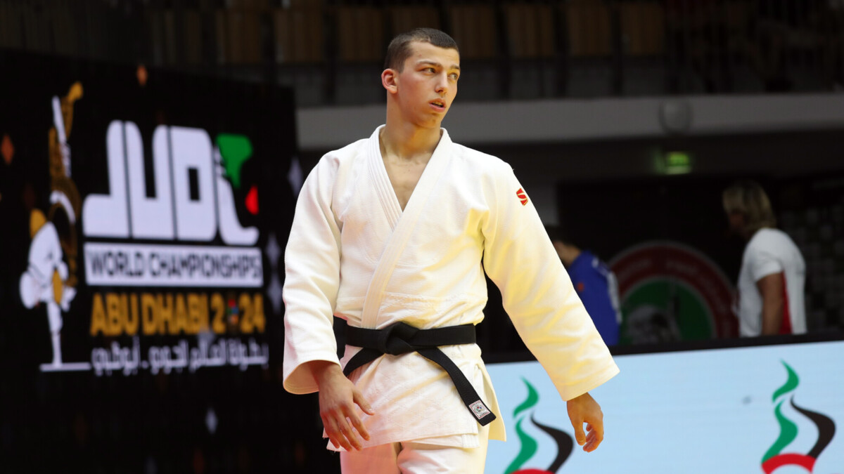 Россиянин Арбузов вышел в финал чемпионата мира по дзюдо в весе до 81 кг