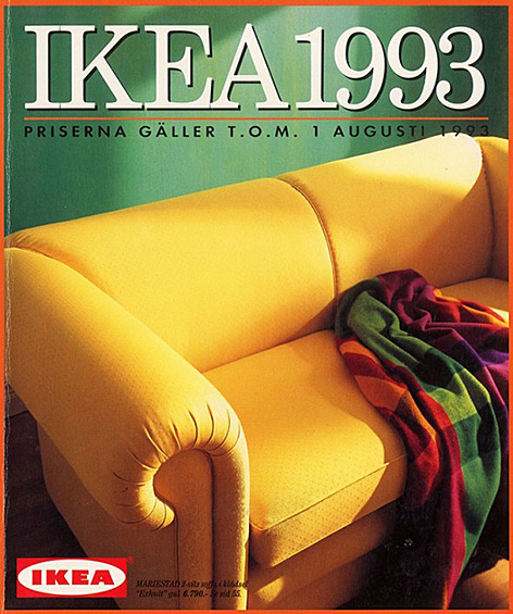 Каталог IKEA, 1993 год. Так что, возможно, не стоит выбрасывать копеечные вазочки и вышедшие в тираж стеллажи, купленные в далеком 2000-м. Пусть себе стоят на даче — а лет через 20, возможно, сделают своим хозяевам состояние.