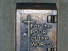 В Совфеде предложили определить порядок извлечения средств из ящиков для сбора пожертвований