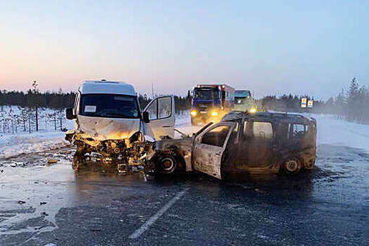 На Ямале три человека пострадали в ДТП с Lada и "Соболем"