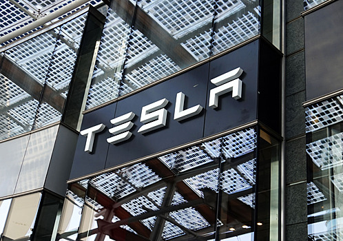 Основатель Oracle назначен независимым директором Tesla