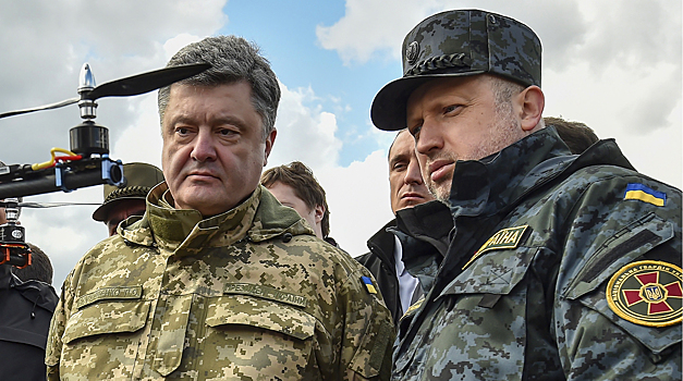 В Госдуме призвали судить Турчинова и Порошенко