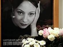 СМИ рассказали, как живут дети Добровольской