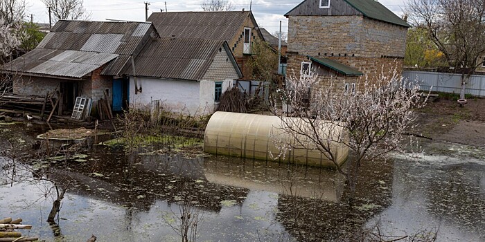 Больше 400 дворов и подворий подтоплены в Гомельской области Беларуси