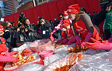 В Сеуле при участии посольства РФ прошел благотворительный фестиваль кимхчи