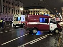 Человек погиб при наезде автомобиля на пешеходов на Невском проспекте в Санкт-Петербурге