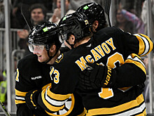 «Бостон» обыграл «Каролину» в матче НХЛ, Никишин забил за «Харрикейнз»