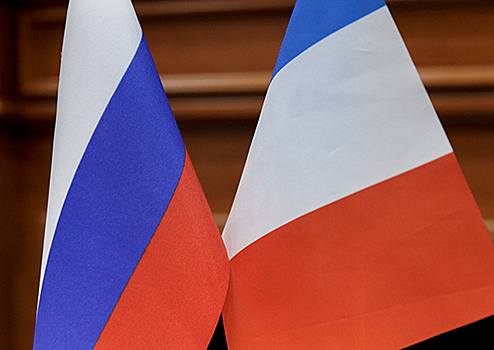 Замминистра обороны РФ генерал-лейтенант Александр Фомин встретился с Послом Франции в России