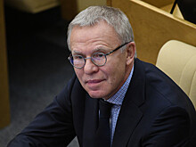 Фетисов о давлении на Овечкина: его все эти годы хотят остановить, это его закалило