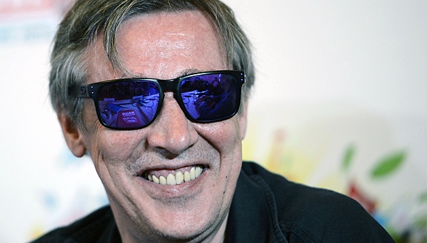 Как Михаил Ефремов возрождает свою карьеру