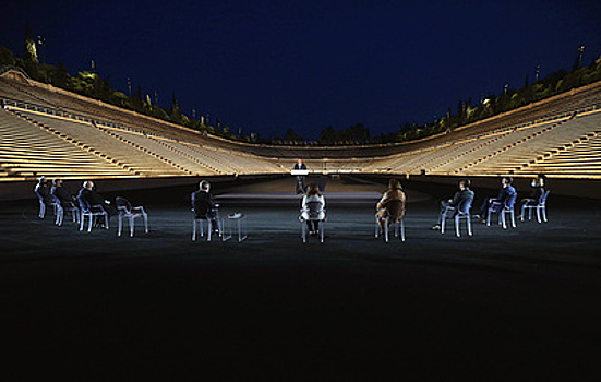 Томас Бах открыл новое освещение на стадионе проведения первой современной Олимпиады