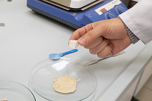 В УрФУ создали адсорбент из пластика для очистки сточных вод на автомойках