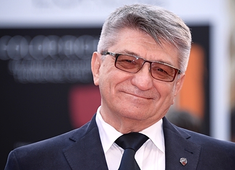 Сокуров о стоп-листе артистов: Может быть, они совсем отменят Конституцию РФ?