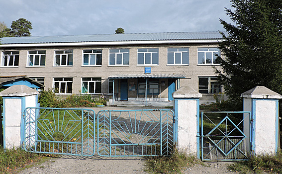 Окна и крышу заменили в Легостаевской больнице Искитимского района
