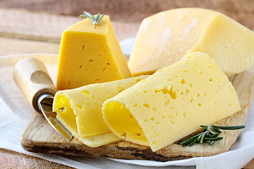 Эксперты выбрали лучший твердый сыр