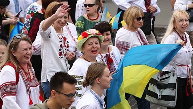 Украинских националистов объединяют против РФ
