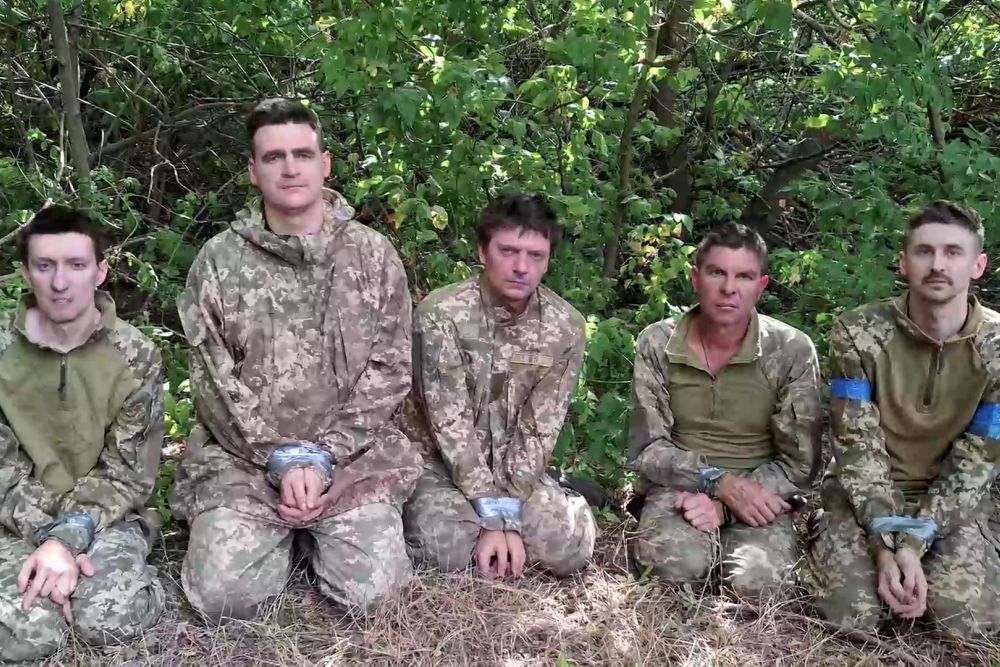 Сидевшие за изнасилование солдаты ВСУ сдались в плен в Курской области