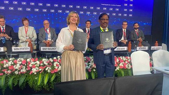 Первоуральский металлургический колледж подписал соглашение о сотрудничестве с политехническим колледжем Индии