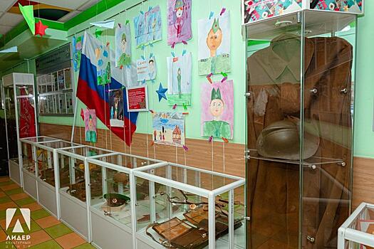 Музей Суворова в Петербурге открыл выставку армейских раритетов ко Дню защитника Отечества