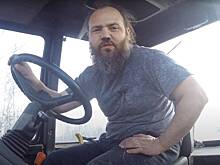 «Как сгребаем, как ворошим, как прессуем» Их зовут на «Первый» и смотрят миллионы: чем семья фермеров восхищает Россию?