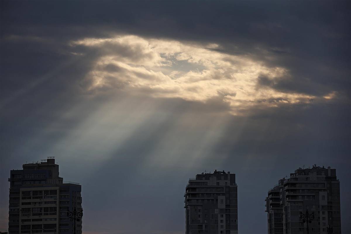 Россиян научили предсказывать погоду