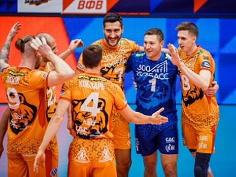 Волейбольный «Кузбасс» переломил ход матча с «Уралом»