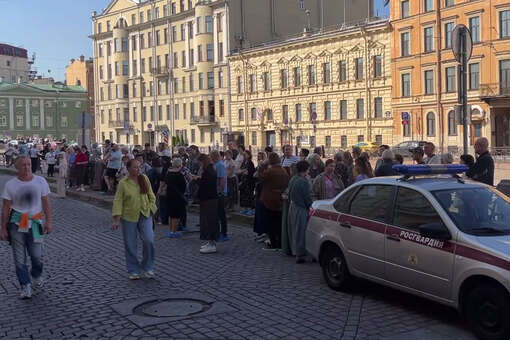 Росгвардия: Эрмитаж эвакуирован из-за анонимных сообщений об опасных предметах