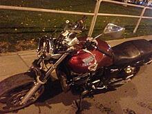 В Самаре госпитализировали мотоциклиста, врезавшегося в бордюр на ул. Ново-Садовой